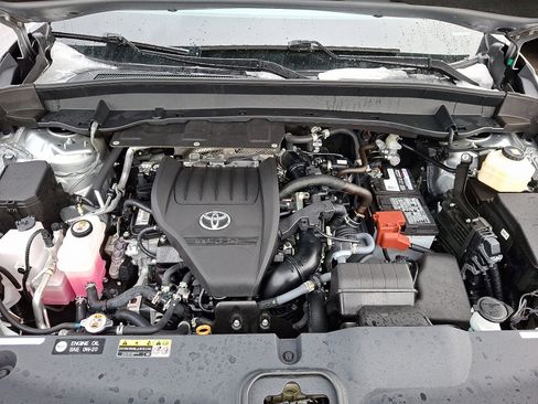 Used 2024 Toyota Grand Highlander XLE image 27