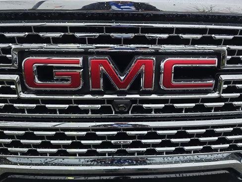 Certified 2020 GMC Sierra 1500 Denali w/ Denali Carbonpro Edition image 38