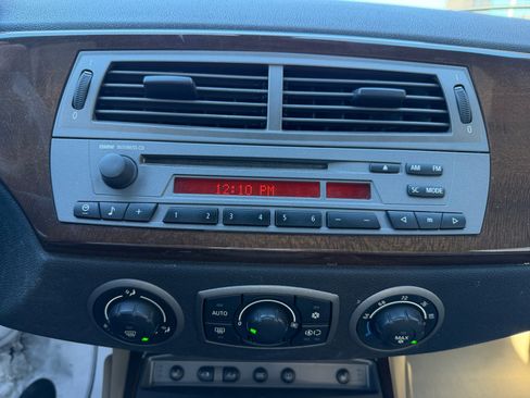 Used 2003 BMW Z4 2.5i image 12