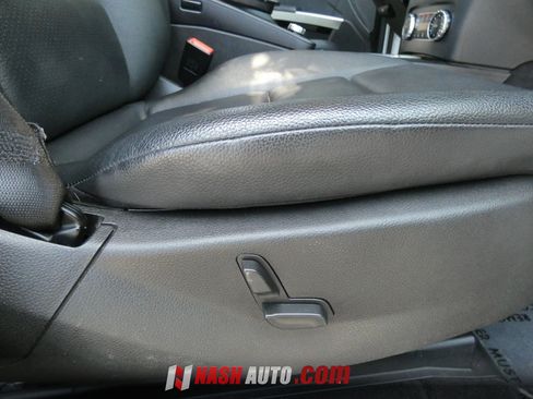 Used 2014 Mercedes-Benz GLK 350 2WD image 30