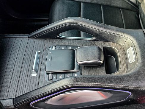 Used 2021 Mercedes-Benz GLE 350 4MATIC image 16