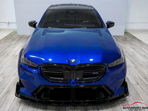 Used 2026 BMW M5 w/ Executive Package AWD/4WD image 36