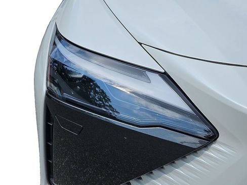 Used 2024 Lexus RZ 450e Premium w/ Technology Package AWD/4WD image 10