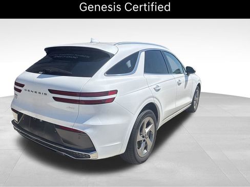 Certified 2026 Genesis GV70 2.5T AWD/4WD image 3