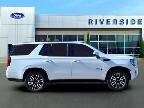 Used 2021 GMC Yukon AT4 w/ Rear Media and Nav Package image 8