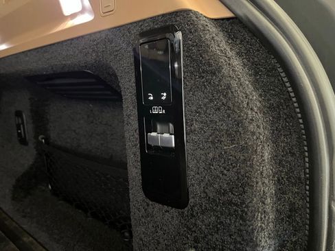 Used 2023 Land Rover Range Rover SE AWD/4WD image 31