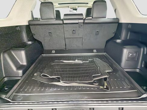 Used 2023 Toyota 4Runner SR5 Premium w/ Moonroof Package RWD image 29
