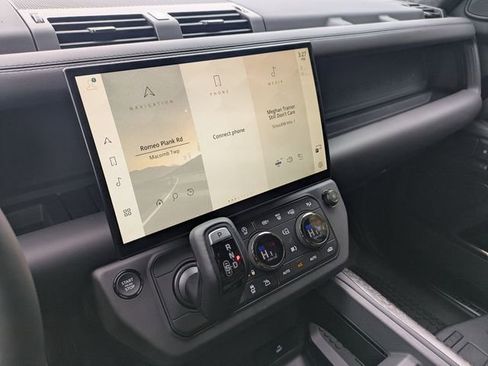 New 2026 Land Rover Defender 110 OCTA image 11