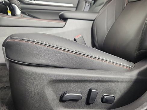 New 2025 Nissan Altima 2.5 SR w/ SR Premium Package image 12