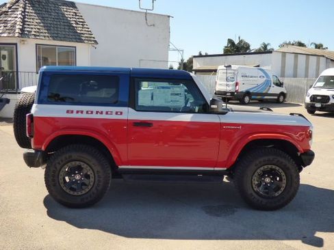 New 2025 Ford Bronco Stroppe Edition image 2