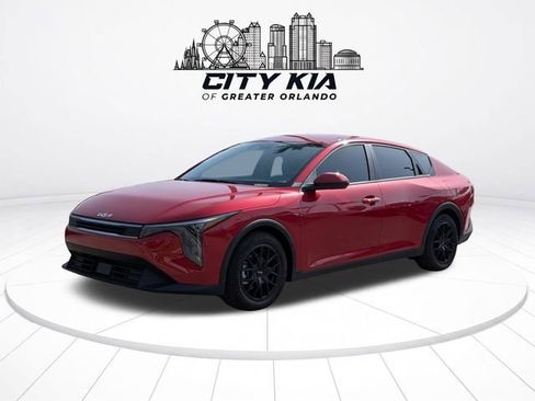 New 2025 Kia K4 FWD image 2