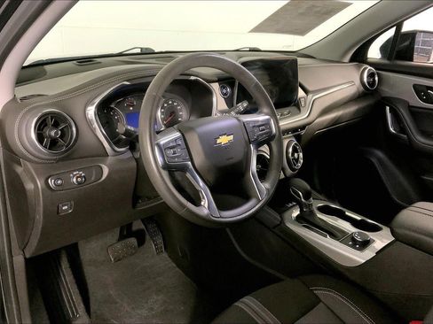 Used 2024 Chevrolet Blazer LT w/ Convenience Package FWD image 14