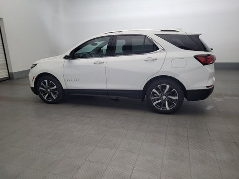 Used 2022 Chevrolet Equinox Premier image 3
