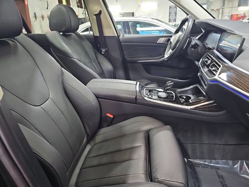 Used 2021 BMW X7 xDrive40i w/ Parking Assistance Package AWD/4WD image 10