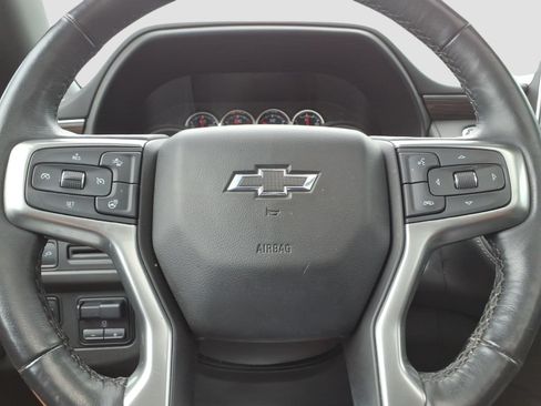 Used 2021 Chevrolet Suburban Z71 w/ Z71 Signature Package AWD/4WD image 25