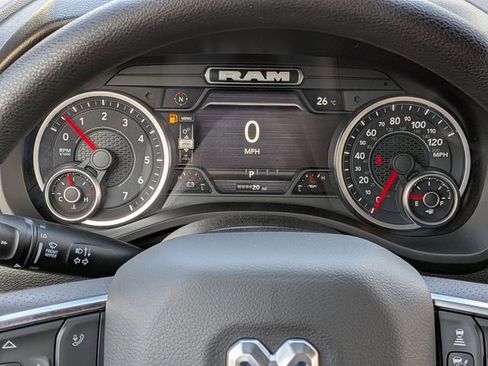 New 2026 RAM 1500 Express AWD/4WD image 24