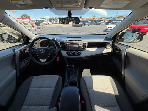 Used 2013 Toyota RAV4 LE AWD/4WD image 20