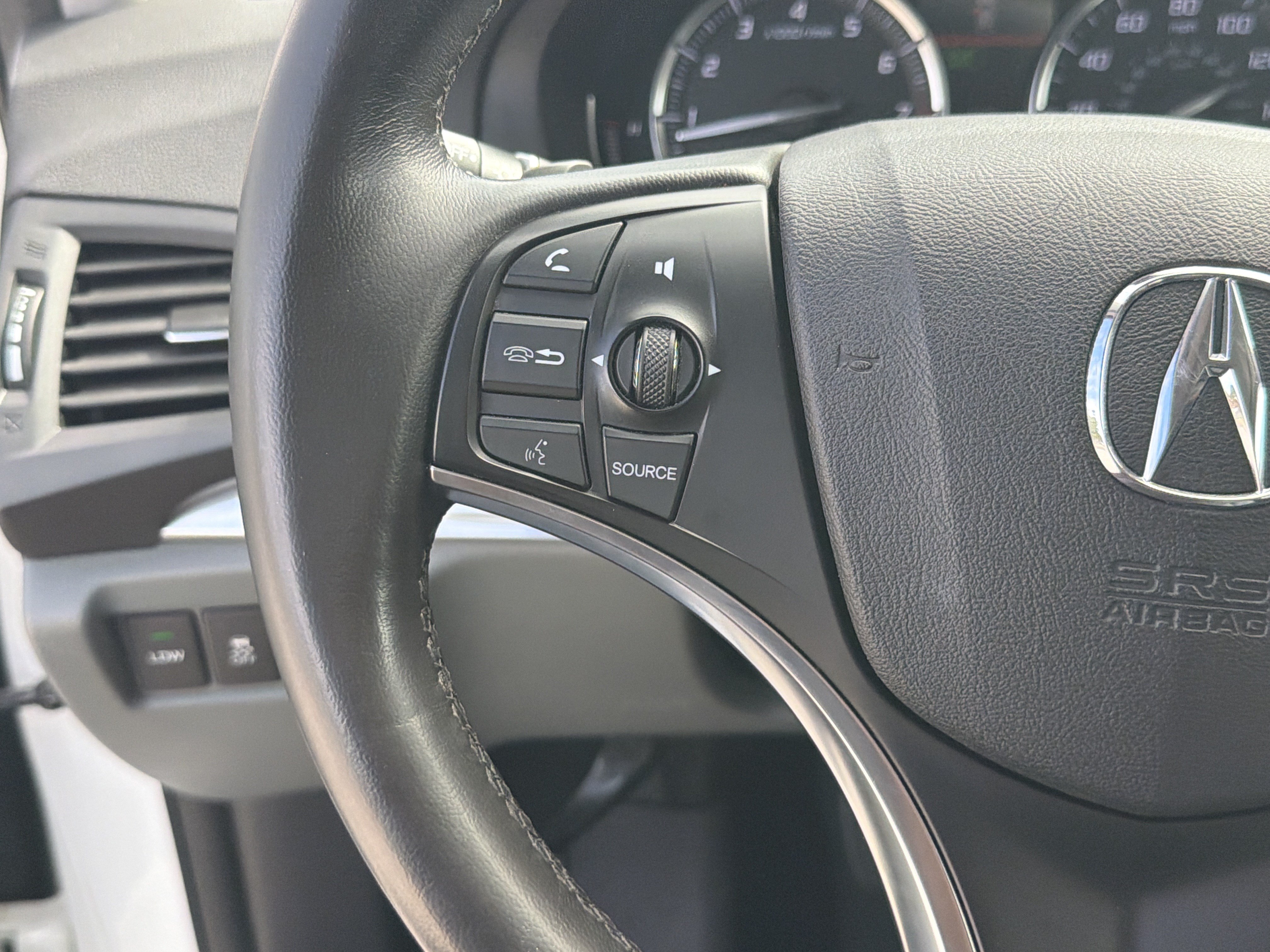Used 2015 Acura MDX w/ Technology Package FWD image 19