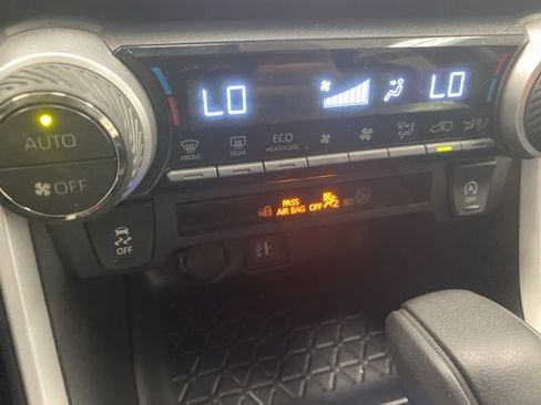 Used 2023 Toyota RAV4 XLE image 20