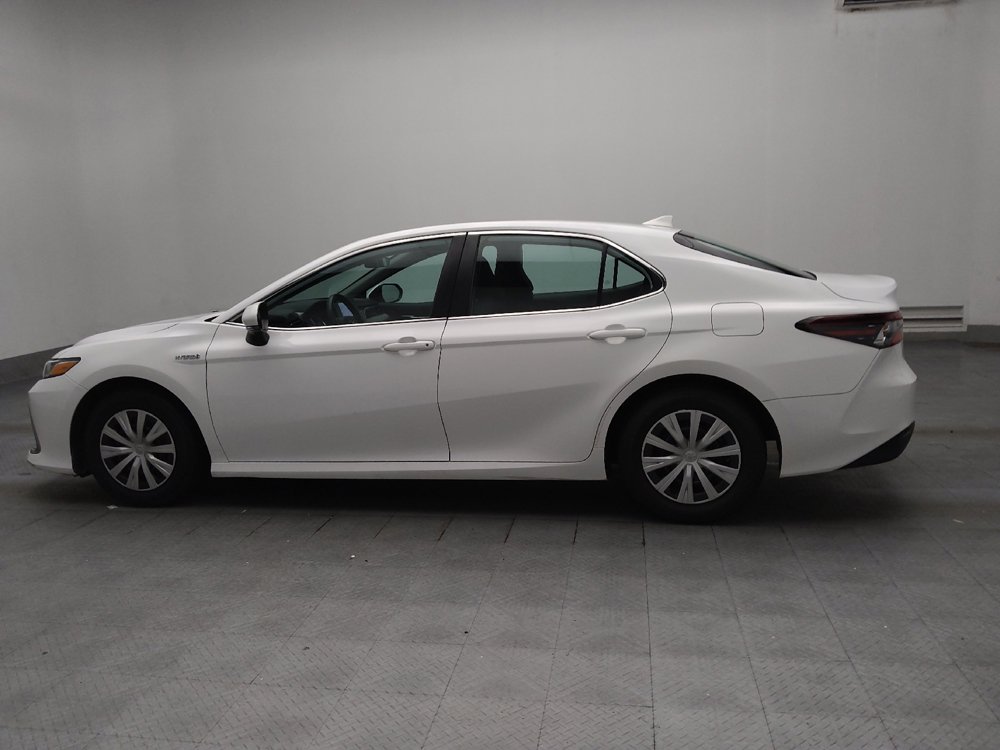 Used 2021 Toyota Camry LE FWD image 3