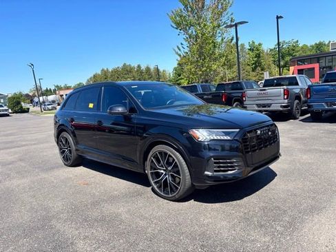Used 2021 Audi Q7 3.0T Prestige w/ Prestige Package AWD/4WD image 4