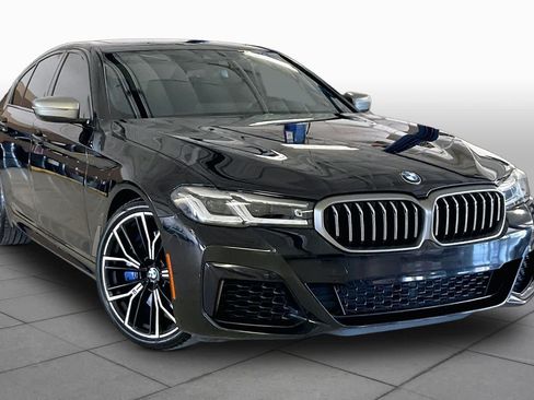 Used 2022 BMW M550i xDrive w/ Executive Package AWD/4WD image 2