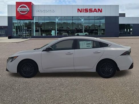 New 2026 Nissan Sentra SV w/ SV Convenience Package FWD image 4