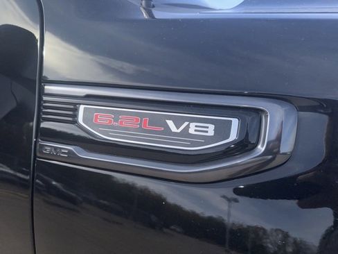 Used 2024 GMC Sierra 1500 AT4 w/ Technology Package image 5