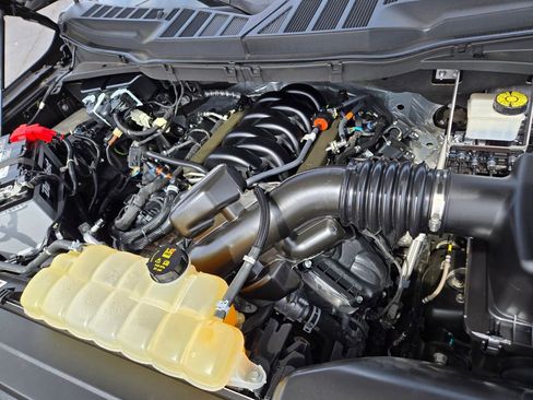 Used 2023 Ford F150 Lariat w/ Equipment Group 502A High AWD/4WD image 16