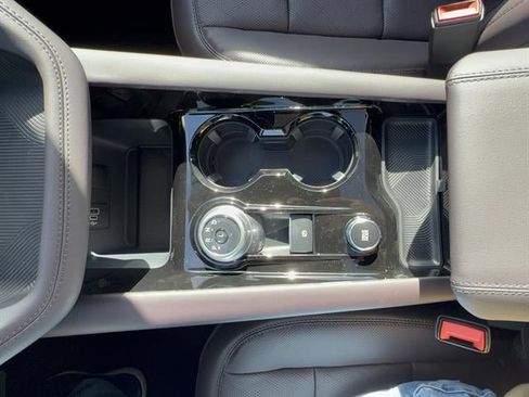 New 2026 Ford Explorer Platinum image 15