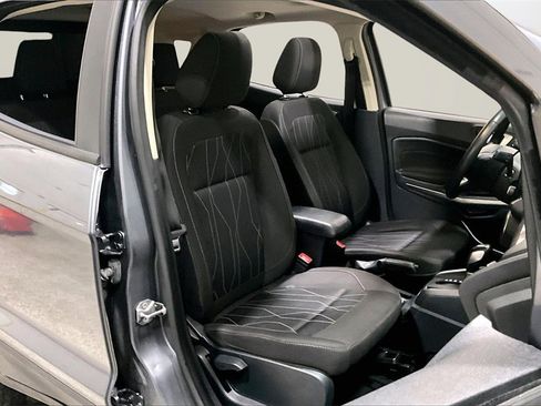 Used 2019 Ford EcoSport SE w/ SE Convenience Package image 28