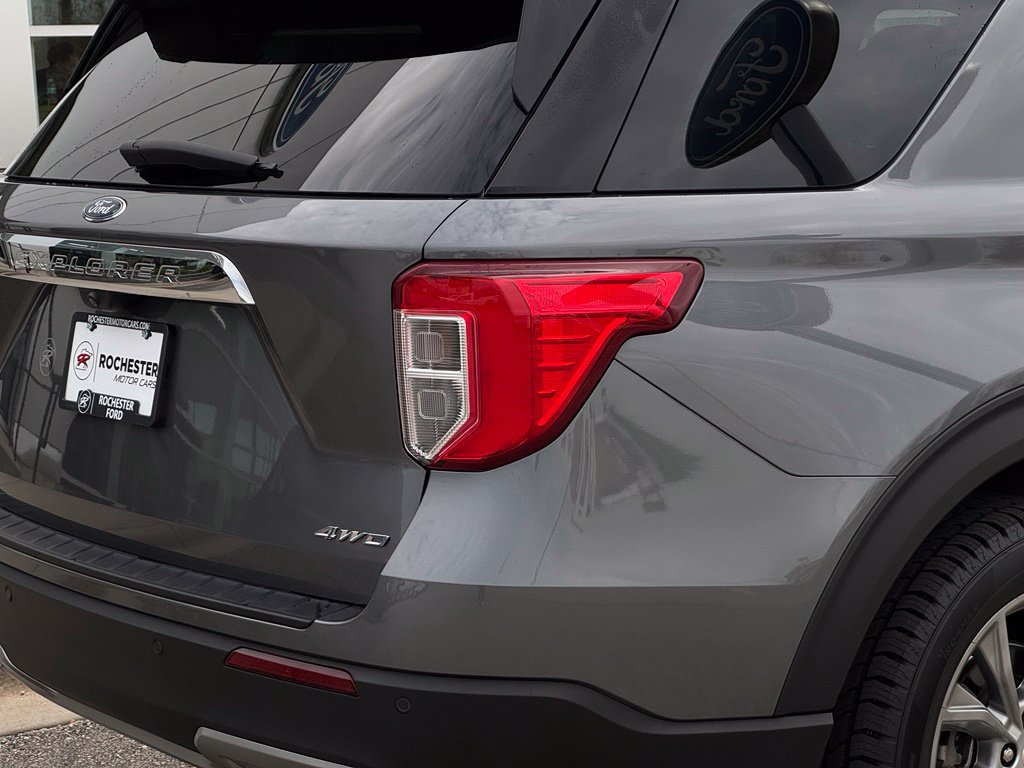 Used 2023 Ford Explorer XLT w/ Equipment Group 202A AWD/4WD image 42