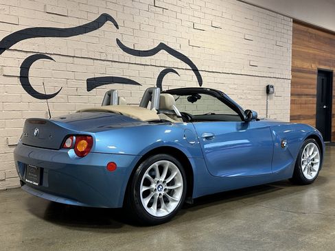 Used 2003 BMW Z4 2.5i image 5