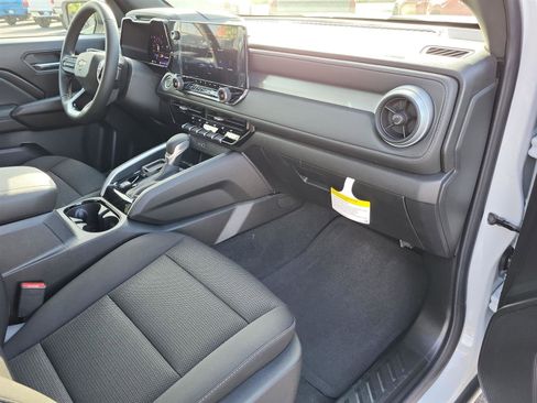 New 2025 Chevrolet Colorado LT w/ Advanced Trailering Package RWD image 26