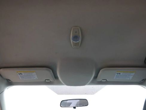 Used 2012 Ford Focus SE FWD image 19