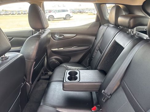 Used 2022 Nissan Rogue Sport SL w/ Premium Package AWD/4WD image 35