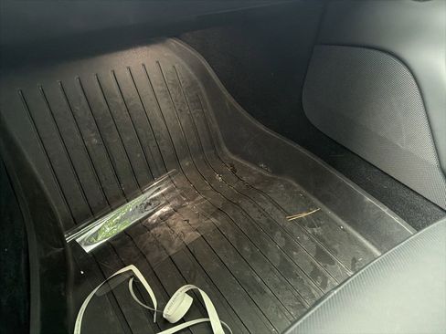 Used 2025 Tesla Model 3 Long Range image 19