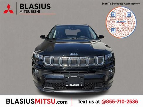 Used 2022 Jeep Compass Latitude AWD/4WD image 5