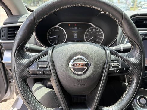 Used 2021 Nissan Maxima 3.5 SV w/ Floor Mat Group FWD image 14