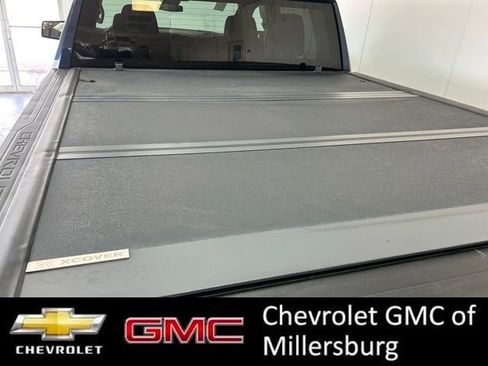 Used 2023 Chevrolet Silverado 1500 LT w/ Z71 Off-Road Package AWD/4WD image 8