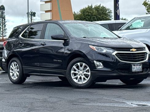 Used 2021 Chevrolet Equinox LT FWD image 2