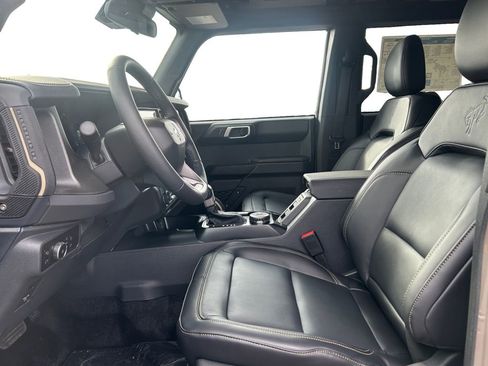 New 2025 Ford Bronco Badlands image 42