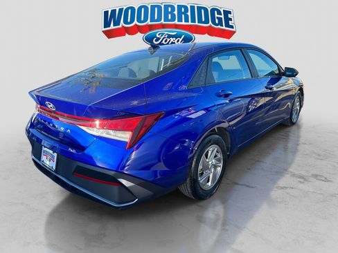 Used 2024 Hyundai Elantra SE image 4