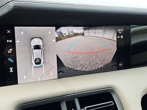 Certified 2025 Porsche Taycan image 16