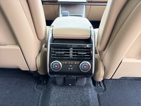 New 2026 Land Rover Range Rover SE image 19