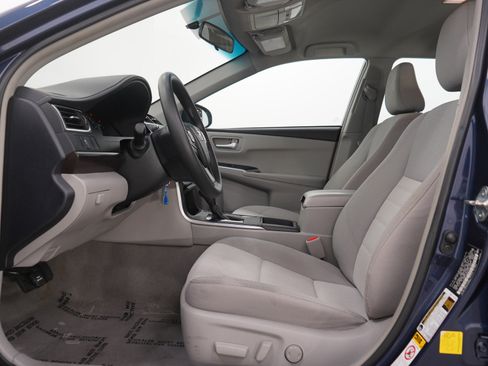 Used 2015 Toyota Camry LE FWD image 20