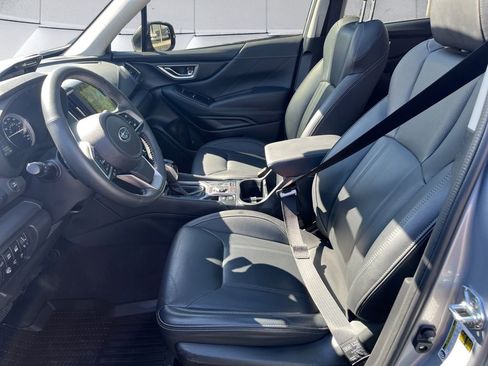 Used 2023 Subaru Forester Touring AWD/4WD image 7