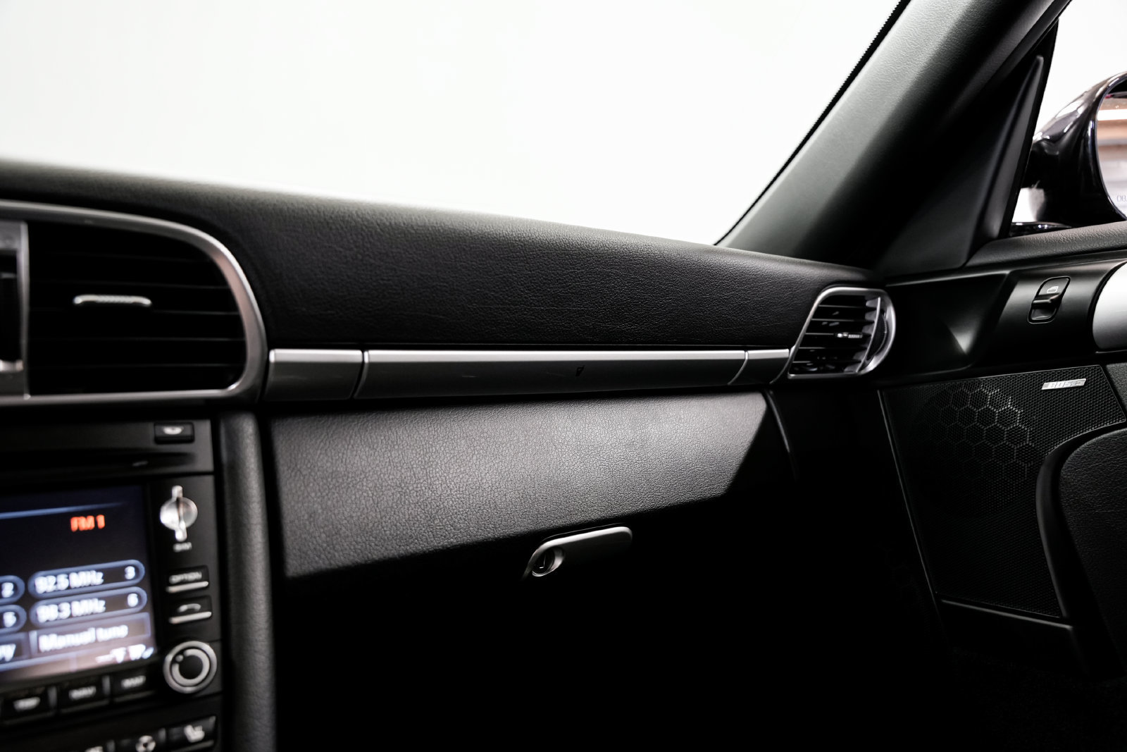 Used 2011 Porsche 911 Carrera S RWD image 14
