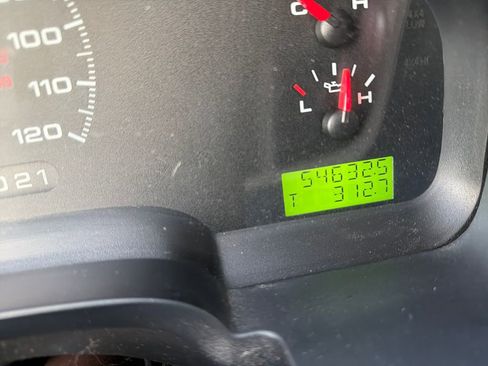 Used 2006 Ford F150 STX image 16