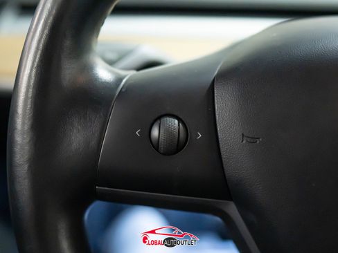 Used 2019 Tesla Model 3 Long Range image 24